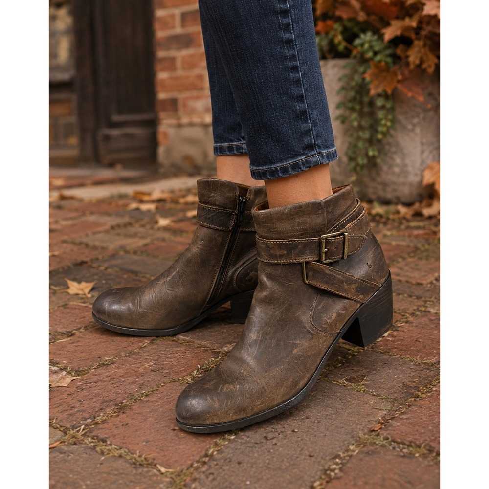 Born Moraga Dark Taupe Distressed Leather Harness Ankle Boots Size 11